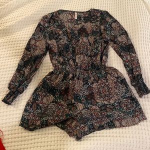 Long sleeve romper